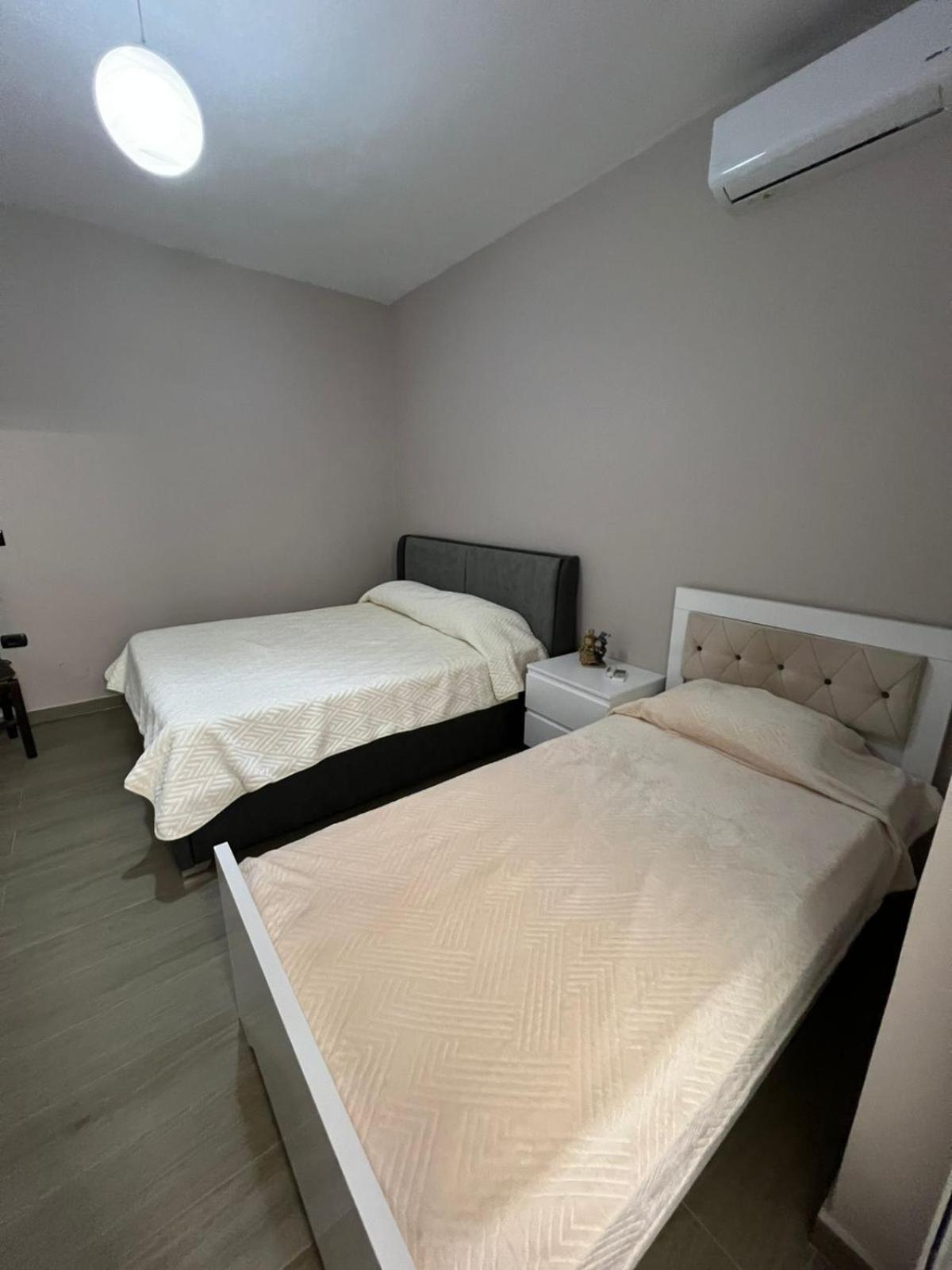 Large Apartment Vlorë Exteriér fotografie