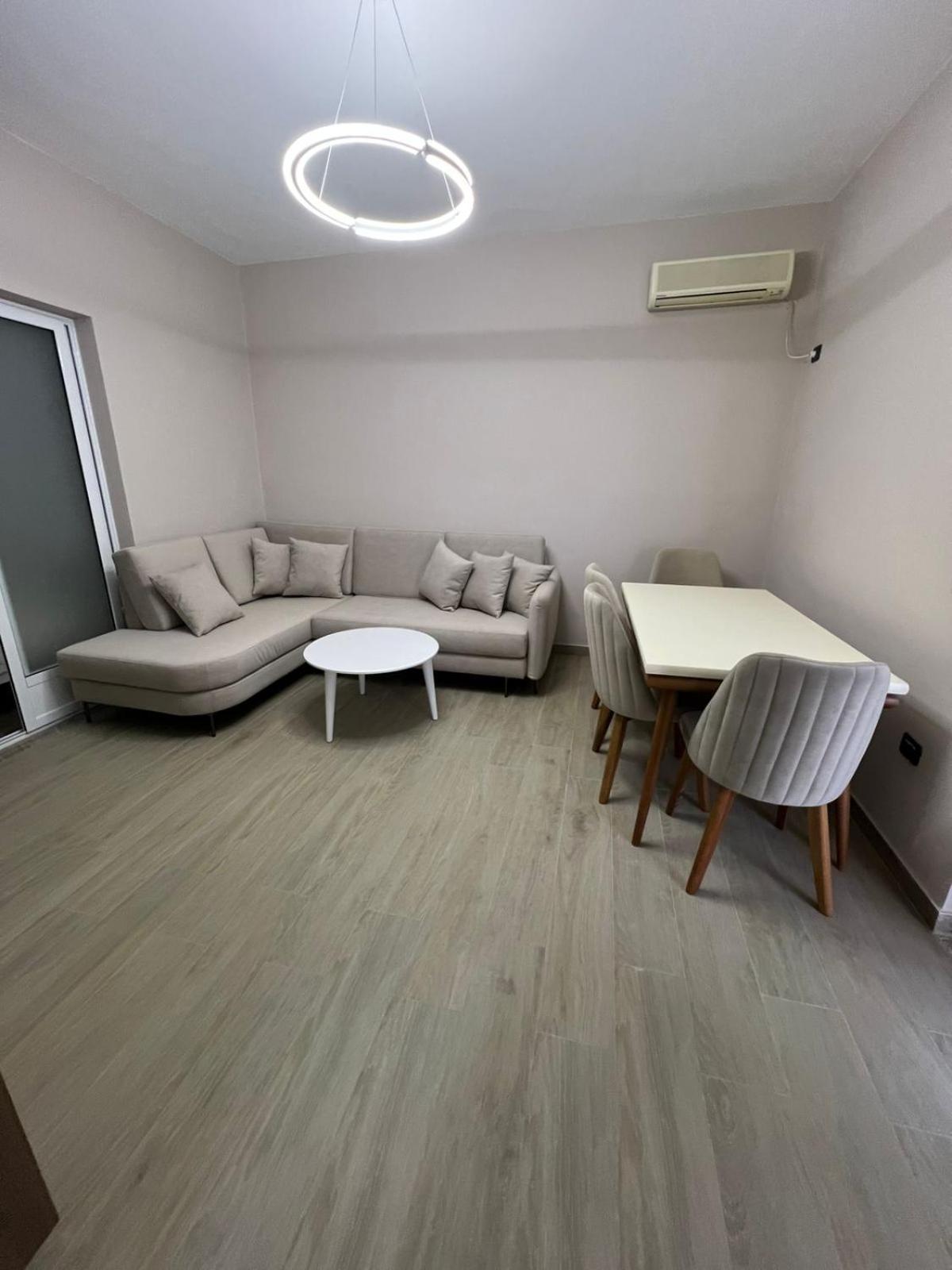 Large Apartment Vlorë Exteriér fotografie